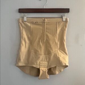 High-Waisted Tan Women's shaper panties zipper front